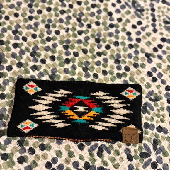 C.C Multicolor Aztec Pattern Headband - Picture 4 of 4